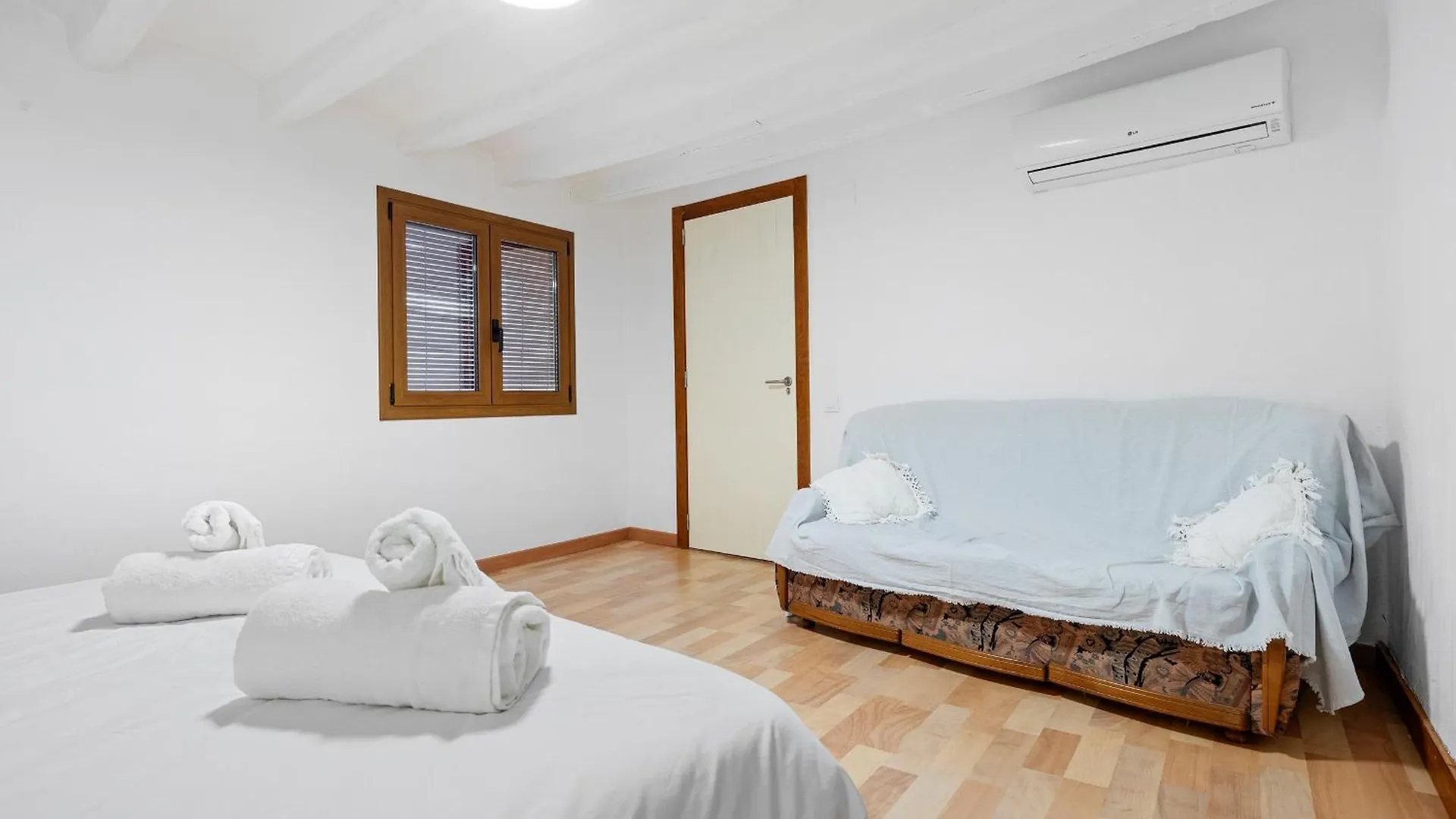 Villa Hauzify I Casa Rourell Morella 0*,  España